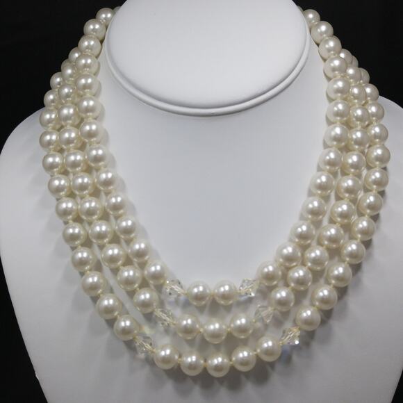 Vintage Japan Pearl Necklace 3 Strand AB Crystals 1950s - Picture 4 of 10